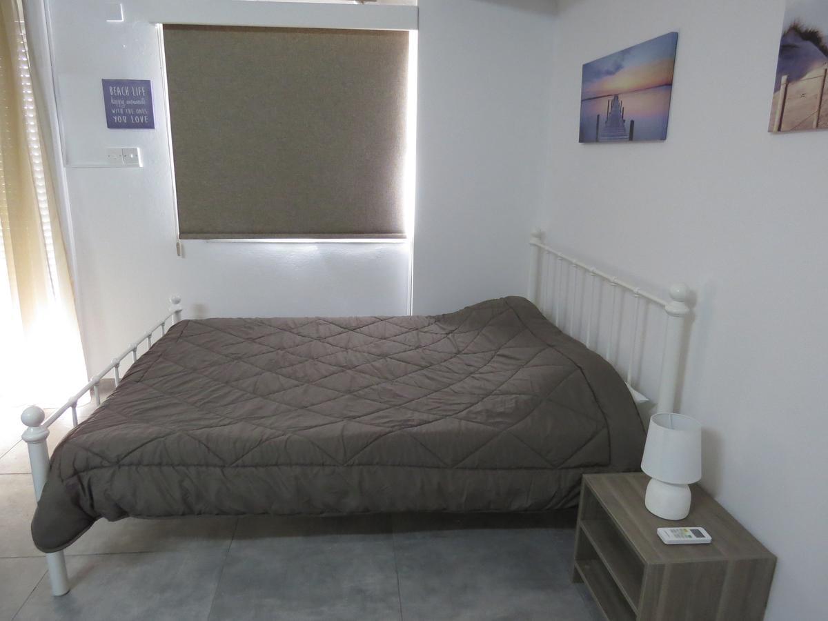 Adonis Apartment Pafos Dış mekan fotoğraf