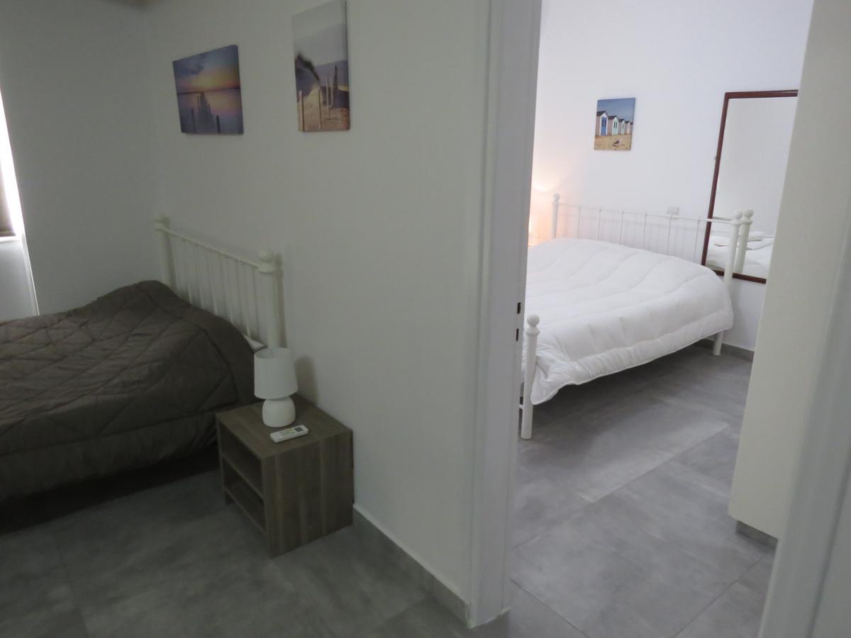 Adonis Apartment Pafos Dış mekan fotoğraf